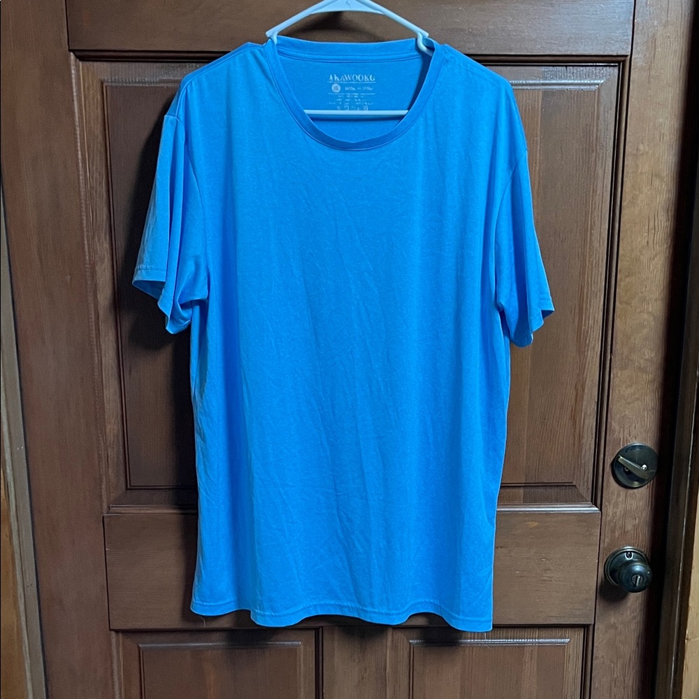 Akawooko Vibrant Blue Short Sleeve Tee